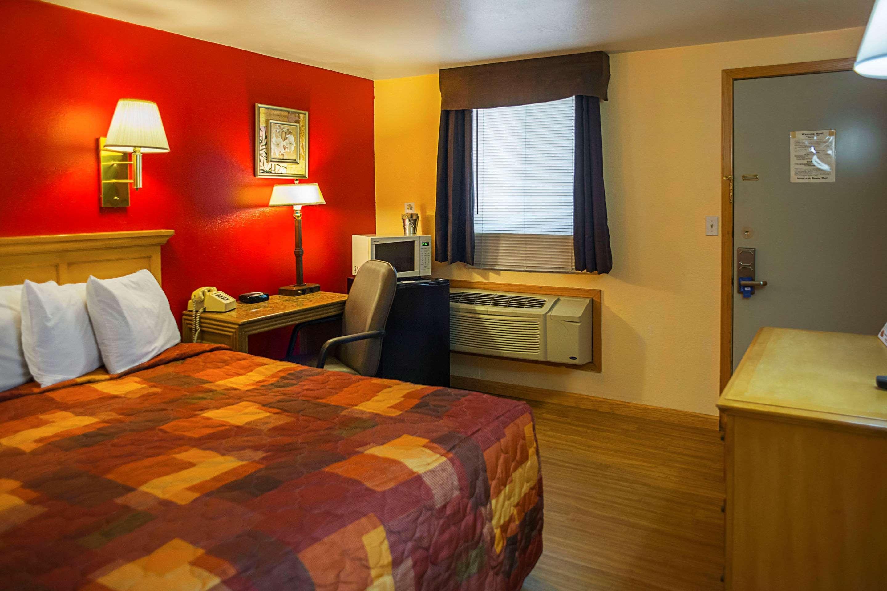 באפלו Rodeway Inn מראה חיצוני תמונה