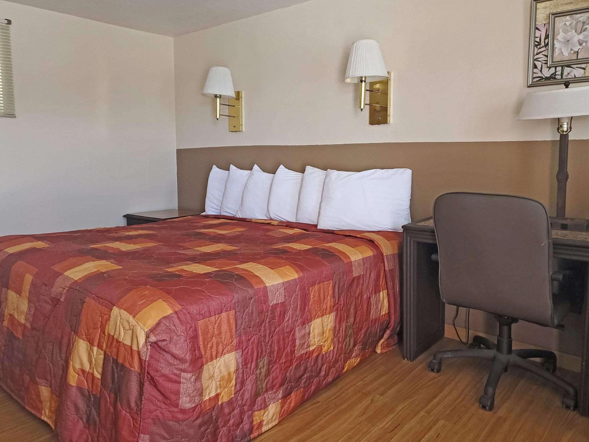 באפלו Rodeway Inn מראה חיצוני תמונה