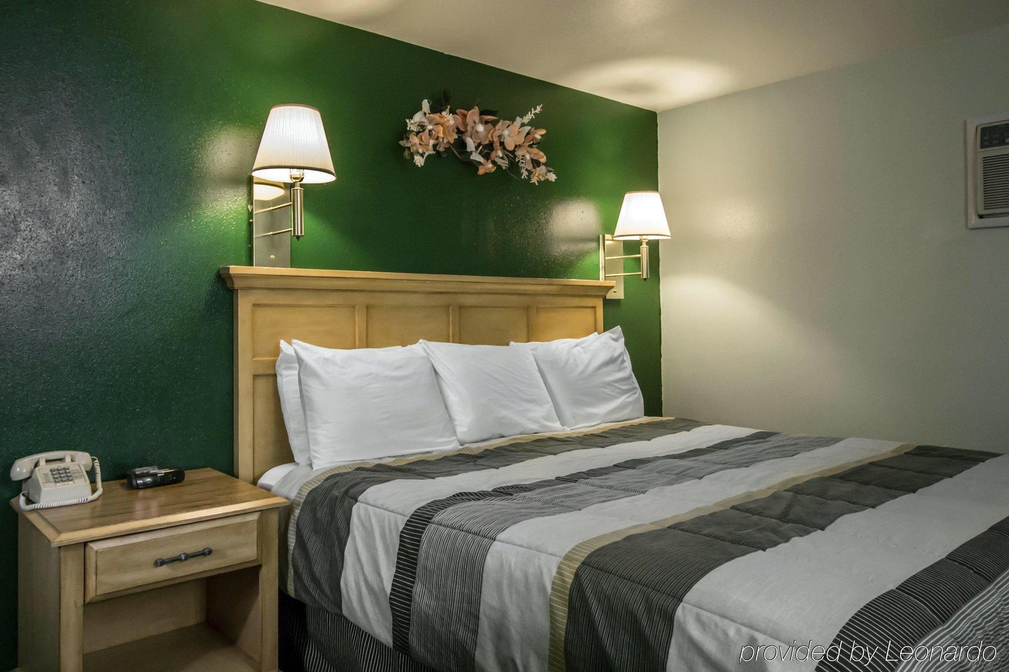 באפלו Rodeway Inn מראה חיצוני תמונה