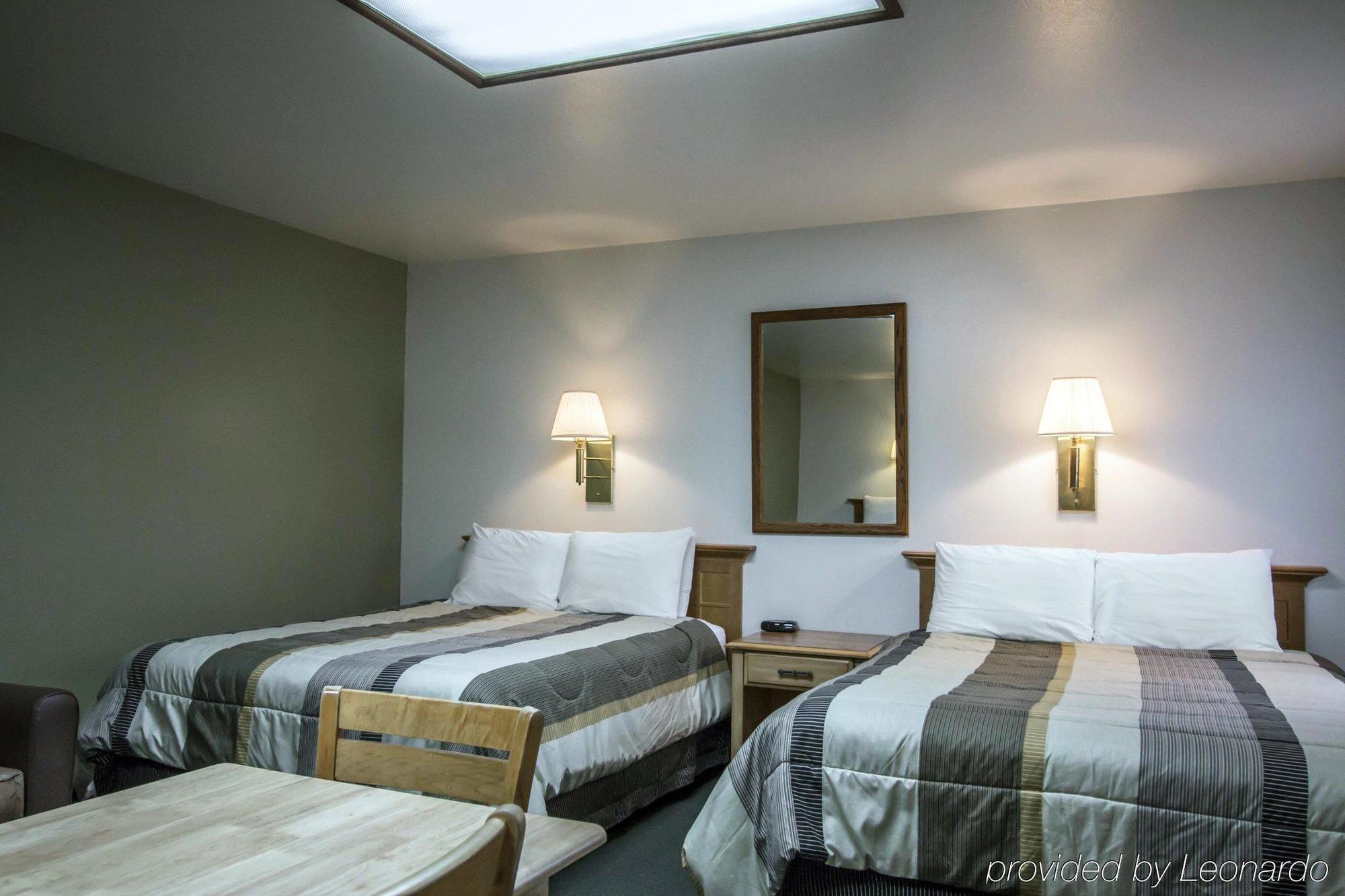 באפלו Rodeway Inn מראה חיצוני תמונה