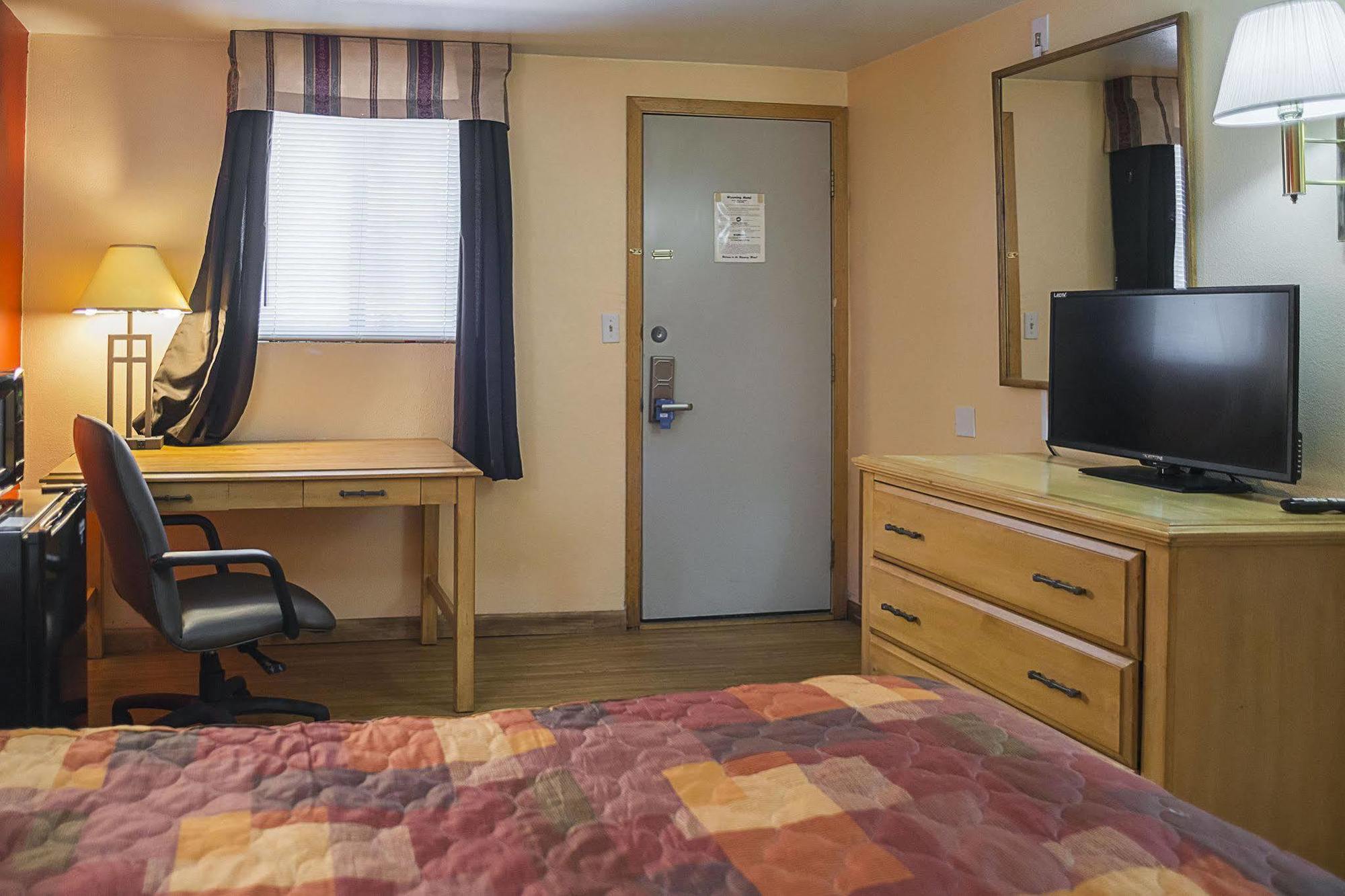 באפלו Rodeway Inn מראה חיצוני תמונה